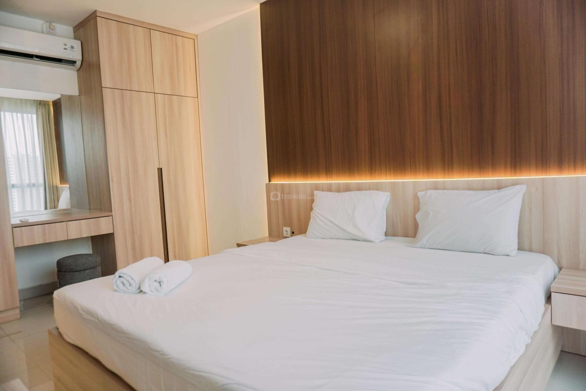 Apartment Spacious And Warm 2br At Ciputra World 2 By Travelio *